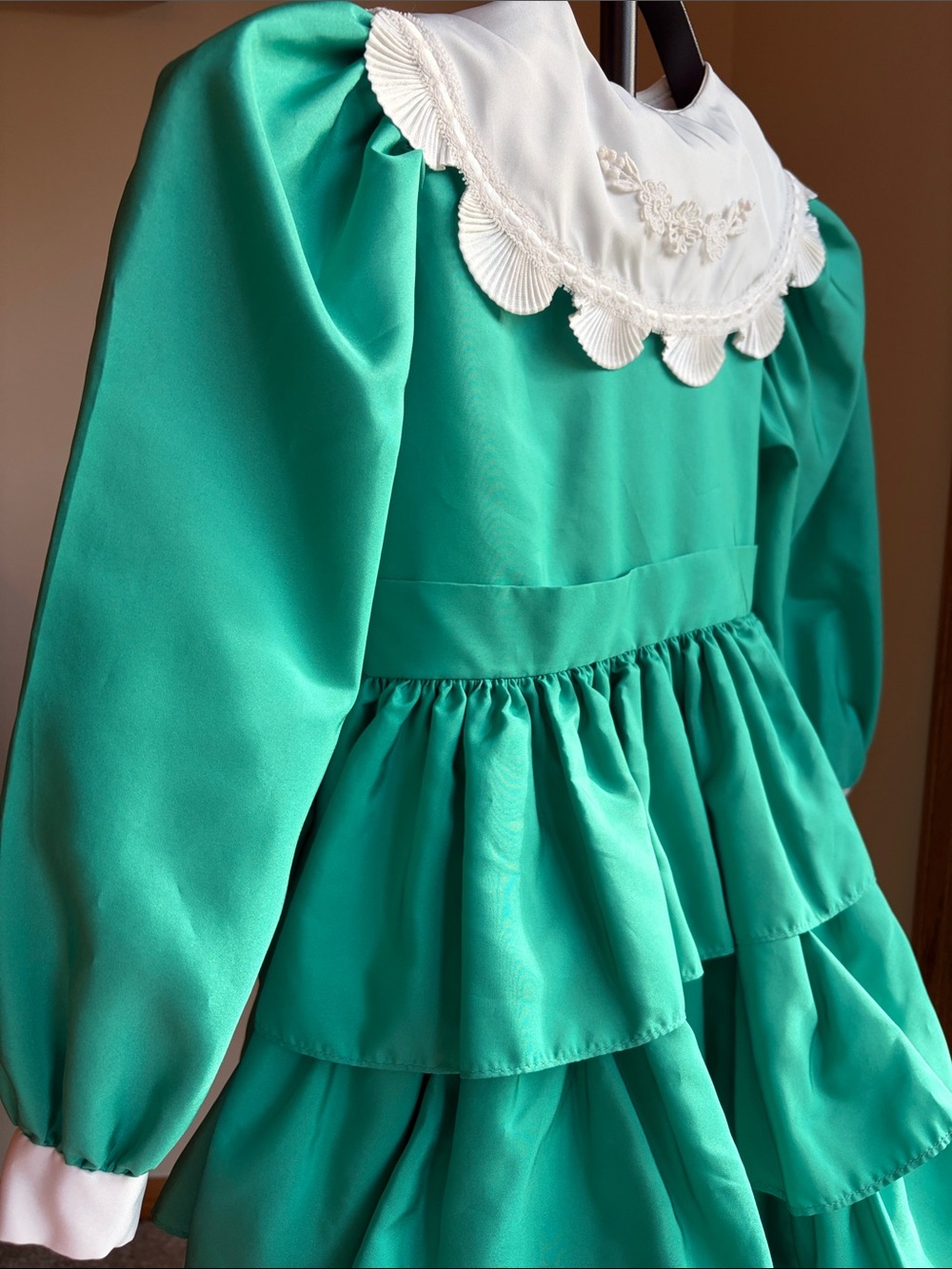 Vintage Martha’s Miniatures We’re Fussy Emerald Green Ruffled Dress